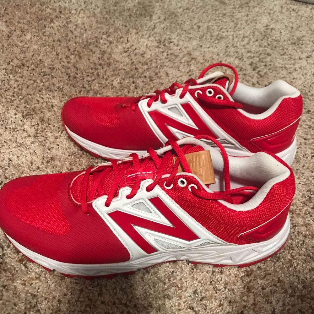 New Balance 4040V2 turf shoes